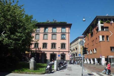 Appartamento Milano Esterno foto